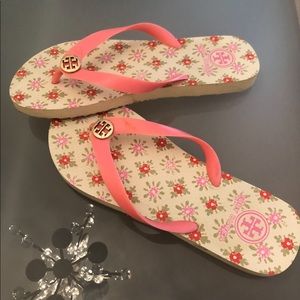 tory Burch flip-flops PRINTED THIN FLIP-FLOP